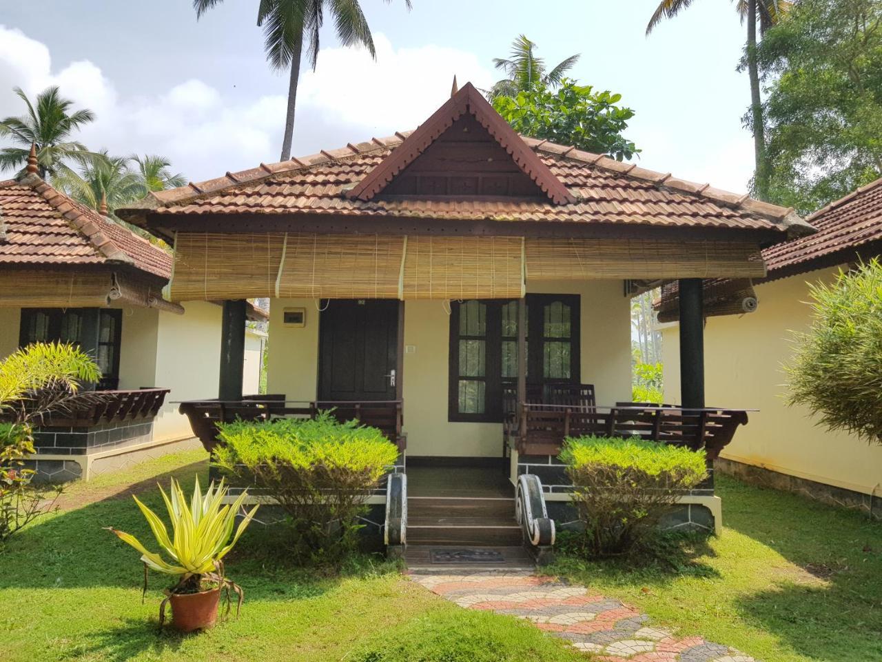Maadathil Cottages Varkala Exterior photo